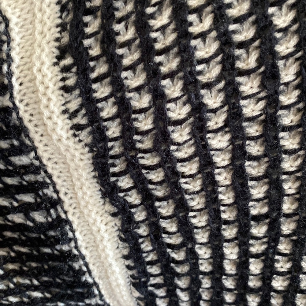 Window Pane Knit Sweater - Picture 5 of 7